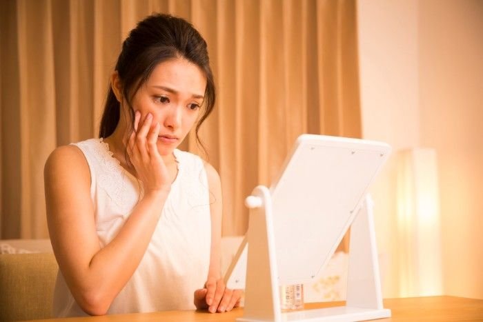 顔の印象を左右する「くすみ肌」　今、若い女性が「くすみ」を感じやすい状況に！
