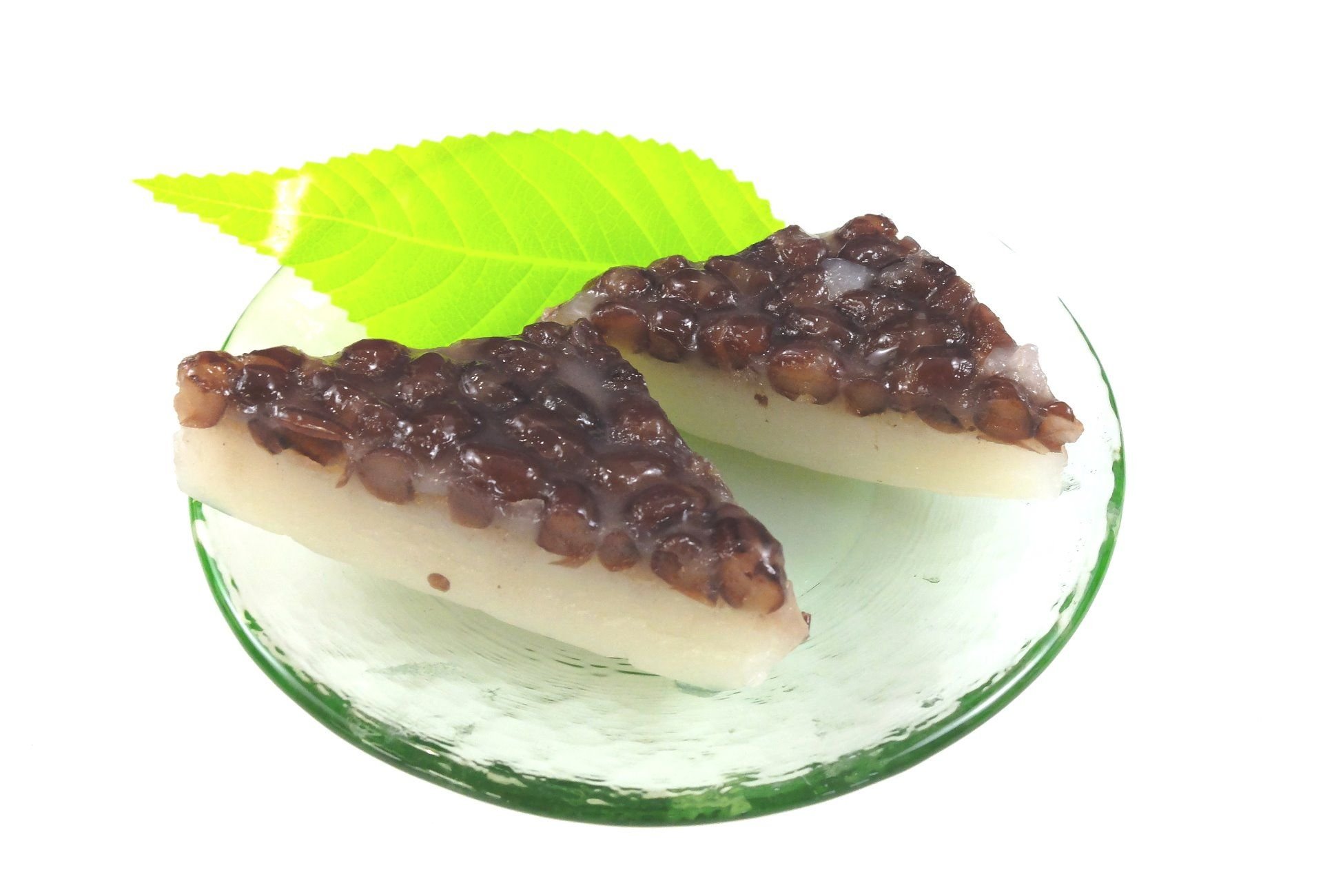 水無月で穢れを祓い、氷室饅頭で無病息災を願う 和菓子の歳時記 