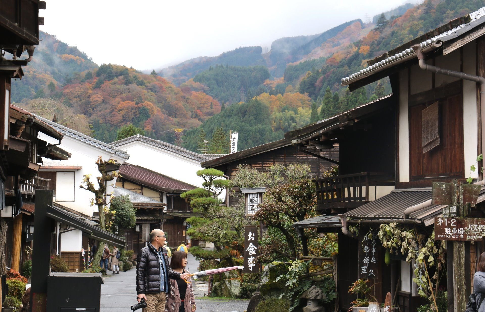 《長野》木曽路・妻籠宿の街並み散策で江戸時代にタイムスリップ 「山の信州」旅③ metropolitana.tokyo [メトロポリターナトーキョー]