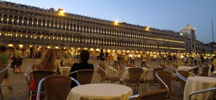 ブラーヴォ！イタリア①　イタリアに学ぶワインとのイイ関係