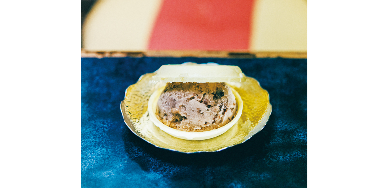 こんな甘味も、湯島発祥！ みつばちの小倉アイス | 食べて学ぶ 湯島で生まれた、なじみの味②［ふむふむ見学、湯島］