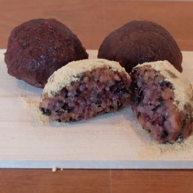 《早稲田》北海道の素材にこだわった握りたてのおはぎ専門店がオープン