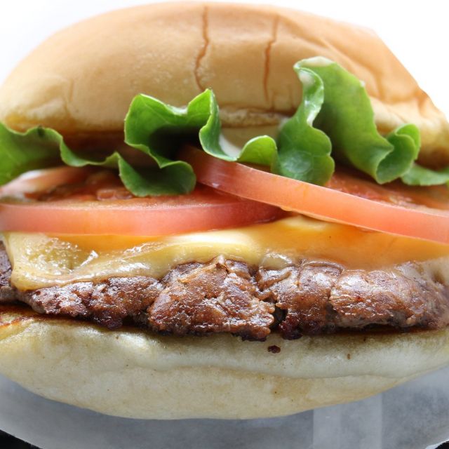 《横浜》ShakeShackがみなとみらいにオープン　横浜ブランドとのコラボメニューなど