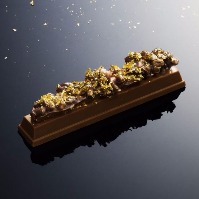 新年の挨拶の手土産に、〝金のキットカット〟はいかが？