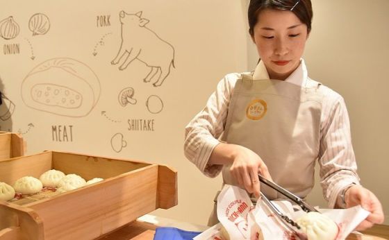 日本初の「中華まんミュージアム」がオープン　中村屋　最新鋭の工場を見学し、蒸したてを試食！