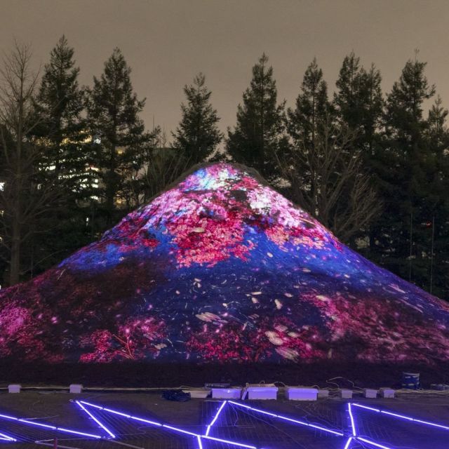 《六本木》東京ミッドタウンが開業10周年！　高さ６メートルの「江戸富士」も登場