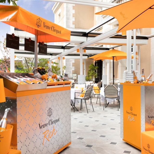 《恵比寿》初夏のテラスで、ヴーヴ・クリコ・リッチを使ったシャンパーニュカクテルはいかが