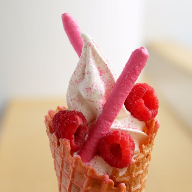 《表参道》「ピエール・エルメ・パリ 青山」　初のソフトクリームを期間限定販売