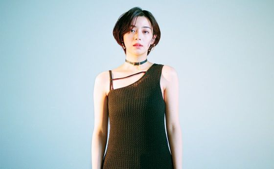 池田エライザ《プロフェッショナルの肖像「PRO-FILE」》　