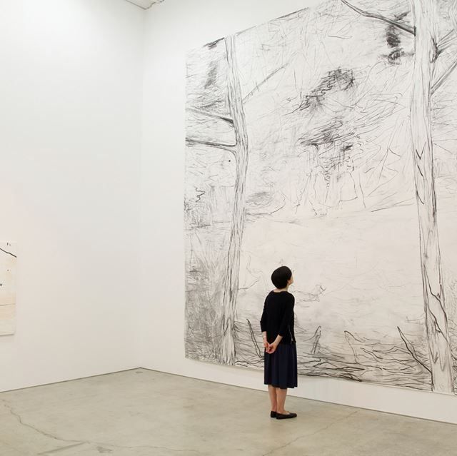 ​≪飯田橋≫  O JUN「飛び立つ鳩に、驚く私」