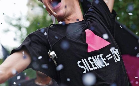 《映画でぶらぶら》強烈なリズムの中でくり広げられる、人々の命を賭けたショータイム