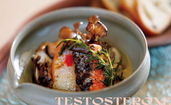 紅鮭とキノコのアヒージョ［テストステロンのおいしいレシピ］
