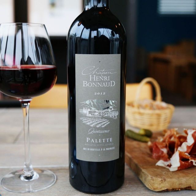 《外苑前》お洒落なビルの最上階で、フランス語をBGMにワインを味わう