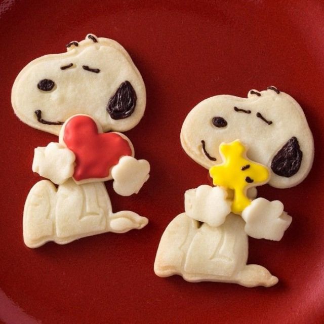 SNOOPYのハグクッキーで、年末年始に大切な人と思いを分かち合おう！