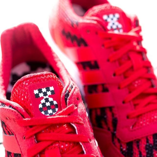 《新宿など》〝東京〟をイメージした新シューズ登場！６日(火)、500足限定発売