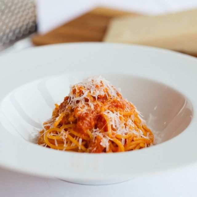 ≪麻布十番≫ 夜景の見える洗練された空間で、リーズナブルな全10皿のコースを堪能