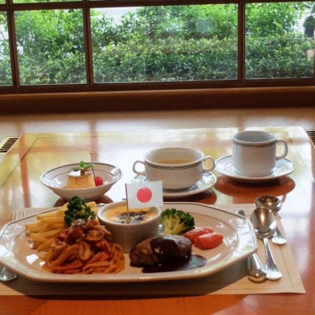 《元町・中華街》ホテルの伝統メニューを「大人のお子様ランチ」でいかが