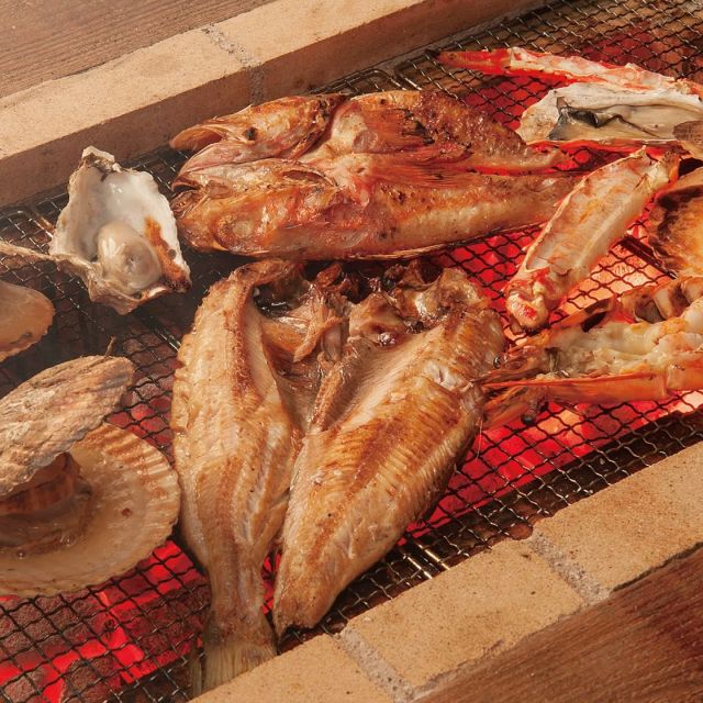 《新橋》銀座コリドー街に、極上の北海の幸の炭火焼きを堪能できる「銭函バーベキュー」がオープン