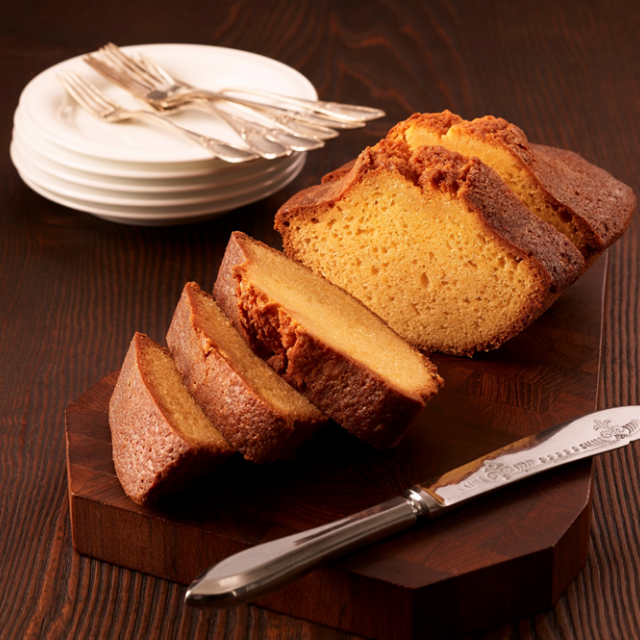 《東京》切り分けて食べる大きなマドレーヌ　『エシレ・メゾン デュ ブ－ル』が新発売