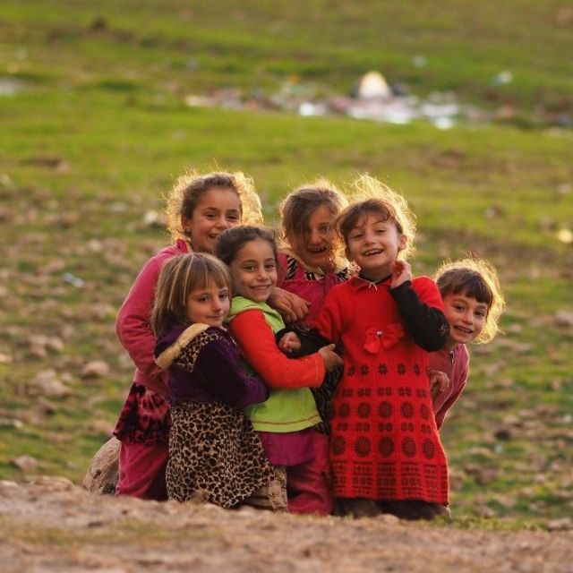 《新宿》ファインダー越しに生と死を見つめて－安田菜津紀写真展「The Voice of Life」