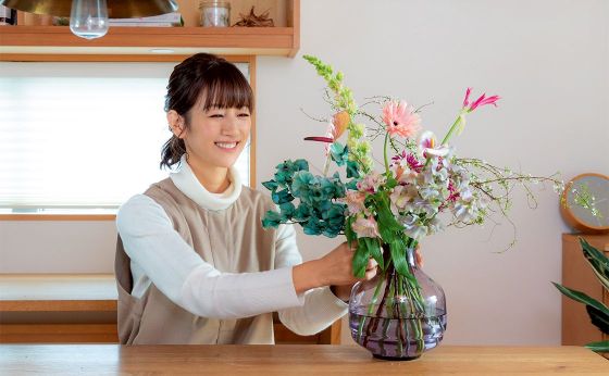 “サブスク”ではじめる花のある暮らし［好きな花と］