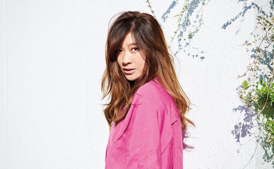 篠原涼子《プロフェッショナルの肖像「PRO-FILE」》