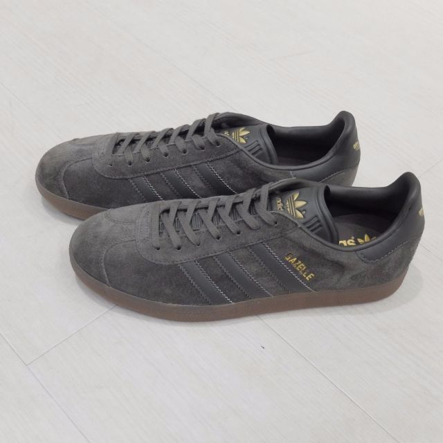 adidasがアメカジのセレクトショップFREAK&rsquo;S STOREと初めてタッグ、「GAZELLE」を発売