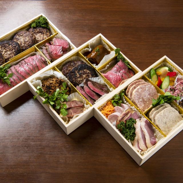 早くも年の瀬の気配。今年のおせちは肉尽くしの「肉おせち」でいかが？