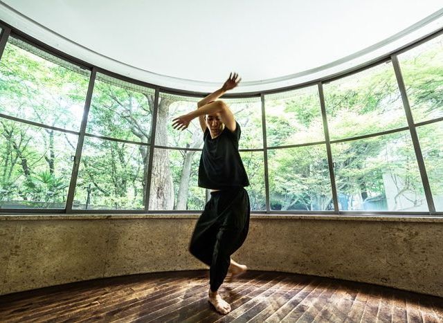 《品川》小㞍健太のダンスパフォーマンス　「Study for self/portrait」を開催