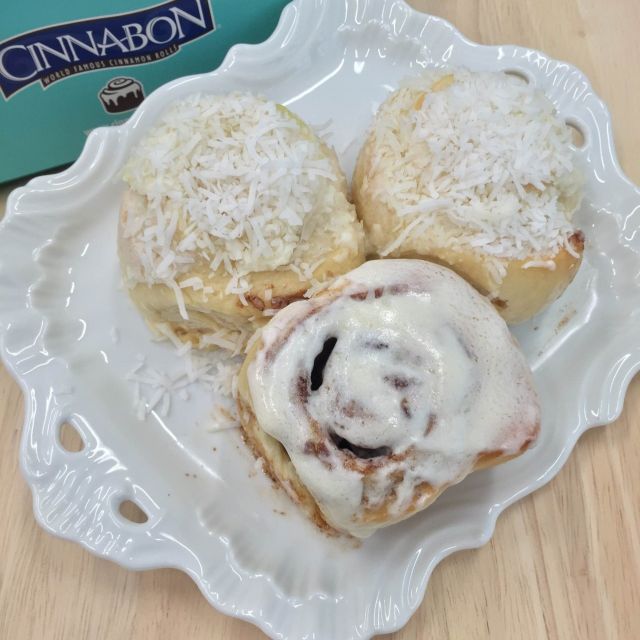 《新人女子のスイーツ部》夏限定の爽やかな「レモンココナッツミニボン」　シナモンロール専門店「シナボン」で発売