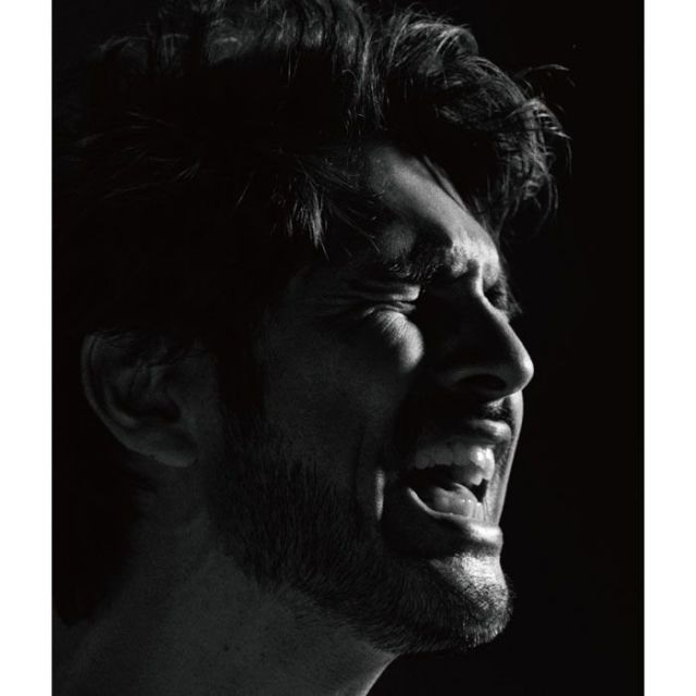 ポピュラー新盤「Ken Hirai Singles Best Collection 歌バカ２」