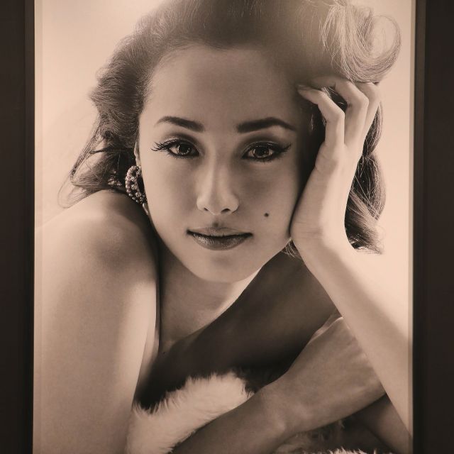 《池袋》ファッションと女神の肖像  レスリー・キー写真展「Mode/Muse」パルコミュージアムで