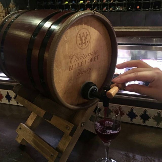 《渋谷》樽ワインやサングリアなど９種類のドリンクが飲み放題で500円！