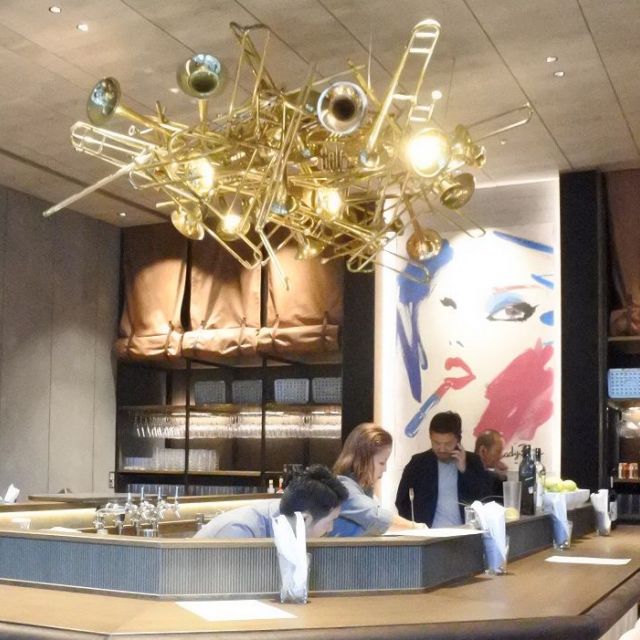 《大手町》ブルーノートが手がける「レディ・ブルー」、パリ流サラダバー「CITRON」…大手町プレイスが25日(火)オープン
