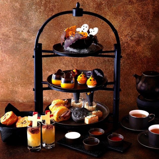 《大手町》天空のラウンジで遊び心あふれる「ハロウィーン  ハニー  アフタヌーンティー」を　アマン東京