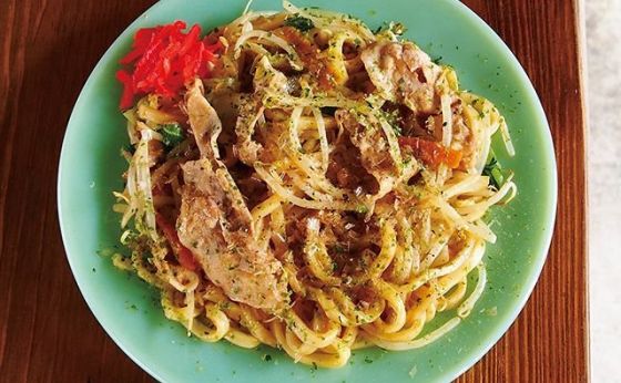 《めしうまナイト》 カンタンすぎるぜ！レンチン焼きうどん