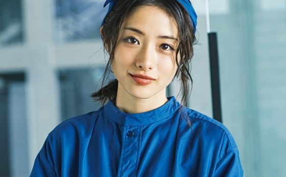 石原さとみ《プロフェッショナルの肖像「PRO-FILE」》