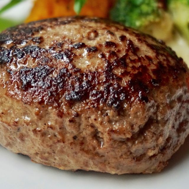熟成肉の名店「格之進」のハンバーグを取り寄せてみた