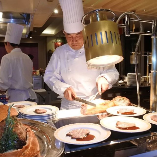 《日比谷》バイキング誕生60周年！　ローストビーフやスモークサーモン、ポテトサラダ&hellip;伝統のメニューがめじろ押し