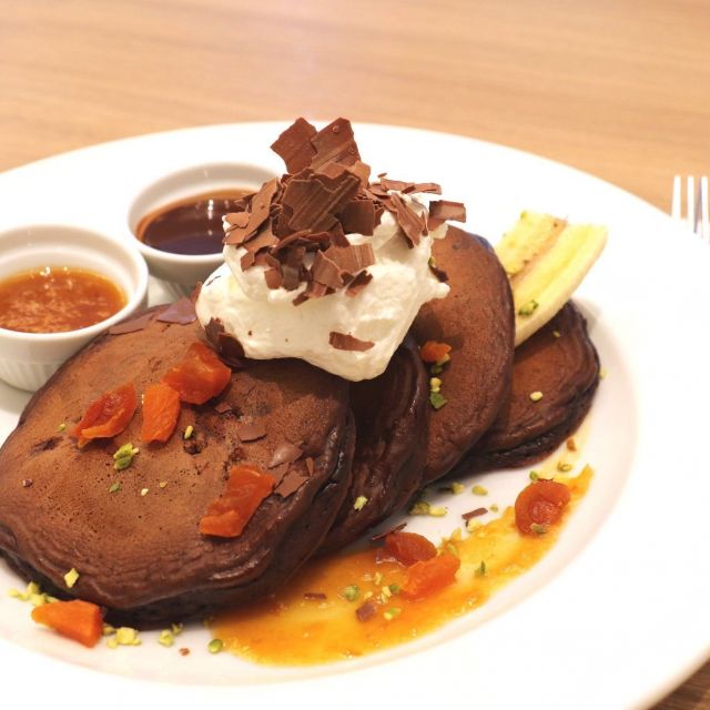 《東京》サラベス４店にバレンタインのパンケーキが登場