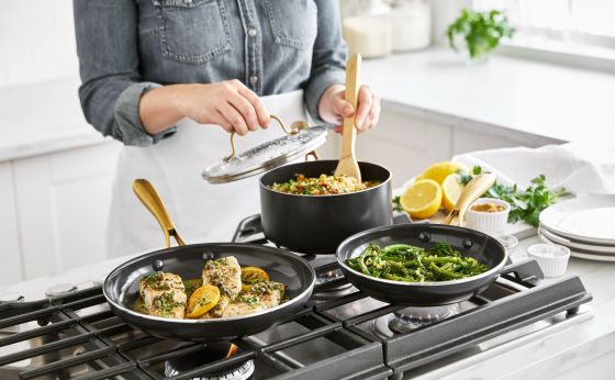 人と地球にやさしい“こびり付き防止”フライパン 《グリーンパン》の最新モデルをチェック！