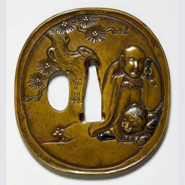 《六本木一丁目》知と粋、表す刀装具　「名刀礼賛　もののふ達の美学」展