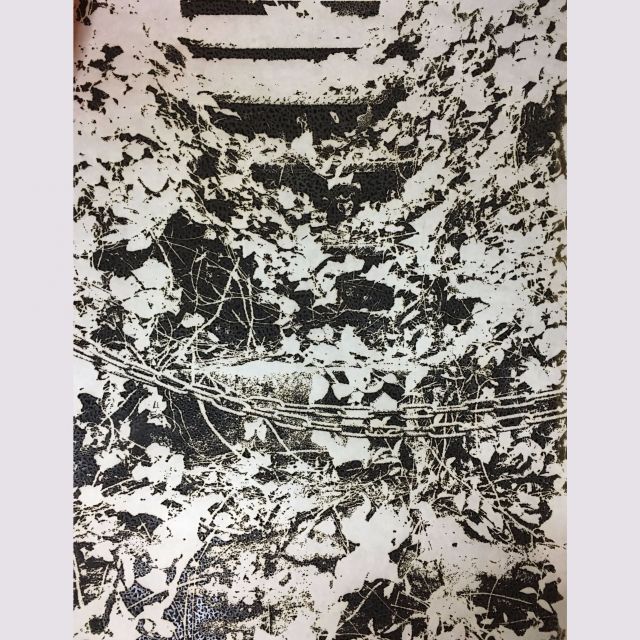 《表参道》現代絵画を全く異なる方向に大きく旋回させた市川孝典の線香画展