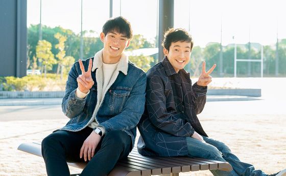 アルバルク東京 須田侑太郎《浅利陽介とコートの外で。》