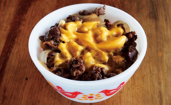 甘辛濃厚！チェダーチーズ牛丼《めしうまナイト》