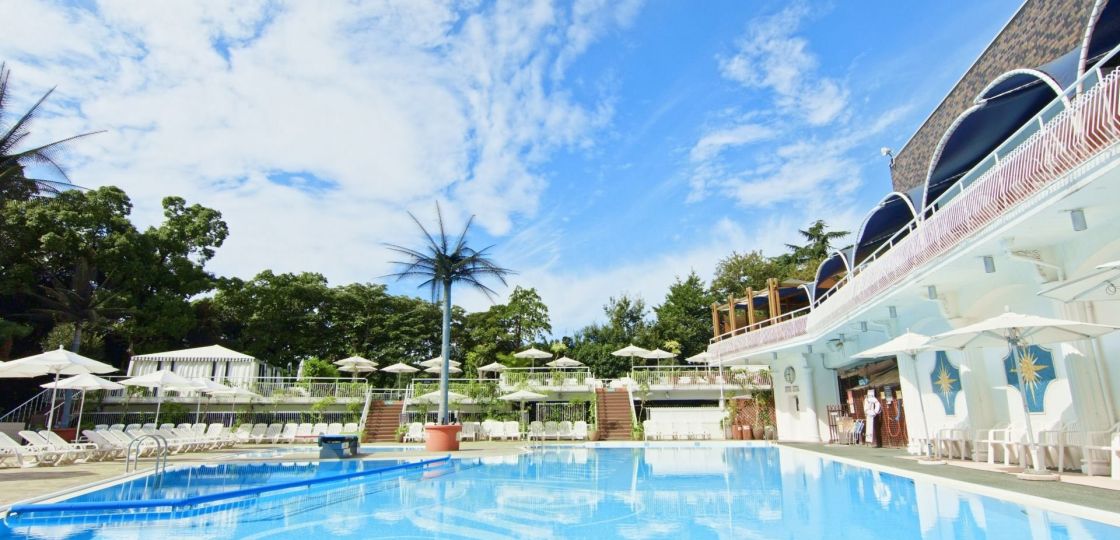 《赤坂見附》真夏の日差しが降り注ぐ、屋外プール入り放題！　ニューオータニがパス付き宿泊プラン