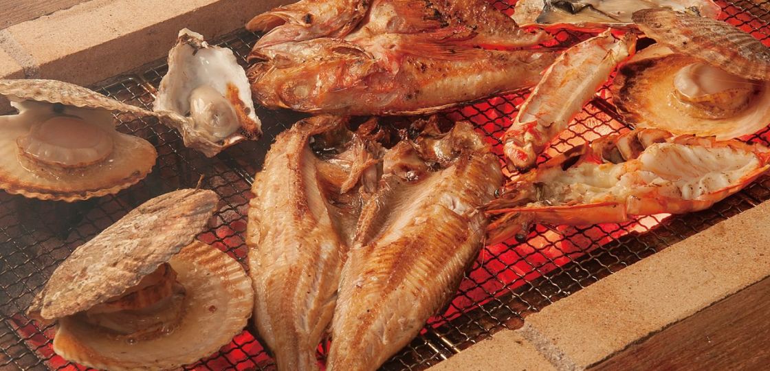 《新橋》銀座コリドー街に、極上の北海の幸の炭火焼きを堪能できる「銭函バーベキュー」がオープン
