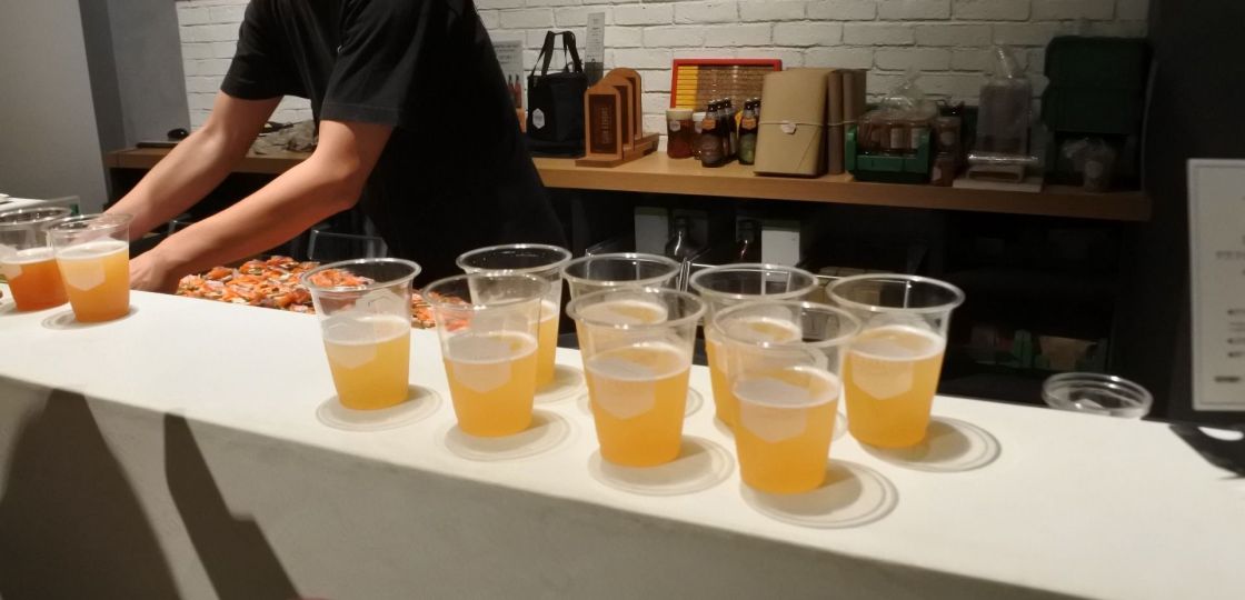 《天王洲アイル》カカオの果実味味わうクラフトビール　運河沿いの醸造所併設レストランなどで7月1日(日)から販売