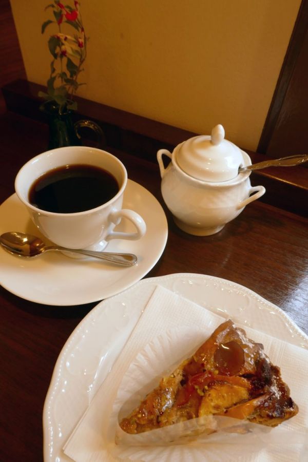 1907_bunpodo_cafe2.jpg