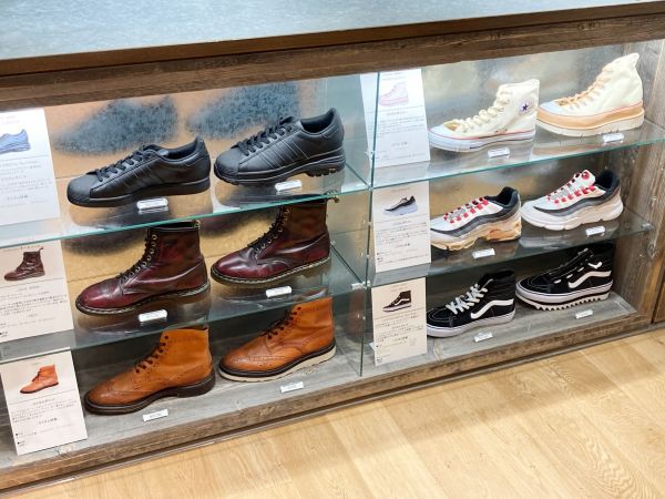 4_shoes.jpg
